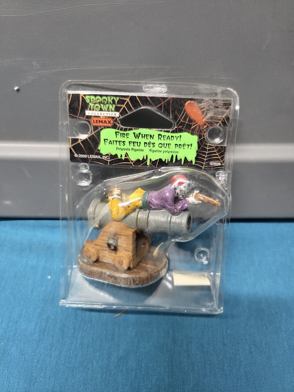 Rare 2009 Lemax Spooky Town Fire When Ready! Figurine #92608 Retired